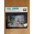Record: H.M.S Pinafore. Complete with dialogue. The D`Oyly Carte Opera Company. 1961.
