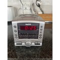 Used SANYO cd clock radio Model: RM-D500