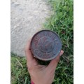Antique Bournville cocoa tin, 1/2 lb
