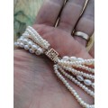 Vintage pearls necklace with 14 /20 marked clasp