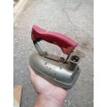 Vintage iron. No plug not tested