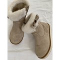 **Warehouse Clearance: 80% off Soft and comfy boots**