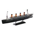 1/700 "R.M.S Titanic with L.E.D Light Set