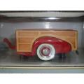 18 Woody Trailer 71009 Permanent Red Box is perfect, trailer is new.