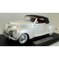 1939 Lincoln Zephyr Convertible Pearl white