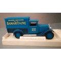 Samaritaine Blue Delivery Truck