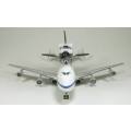 NASA BOEING 747SR (SCA) WITH SPACE SHUTTLE DISCOVERY 1:200