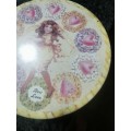 VINTAGE COLLECTABLE TIN