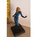 The Classic Marvel Figurine Collection: INVISIBLE WOMAN