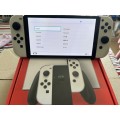 Switch Oled White + 128GB Memory Card+ 2 Games