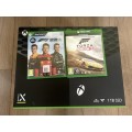 Xbox Series X + 2 Games