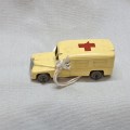 Matchbox Lesney - Daimler Ambulance - No 14