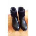 Size 5 black ladies ankle boots