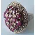 Stunning solid silver vintage cluster ring with pink and marcasite stones. Size: P (18mm)