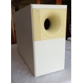 BOSE Speaker System white.