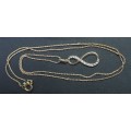 9ct Yellow Gold Chain and pendant
