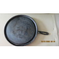 costar iron one handled pan, as per photo