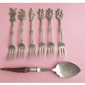 UTENSIL SET FOR YOUR COLLECTION - NICKLE PLATED
