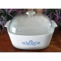 LARGE CORNING WARE BOWL WITH LID | MADE IN THE USA | VERY GOOD CONDITION |