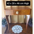 SMALL SIDE TABLE WITH DRAWER