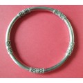 SILVER BANGLE FOR YOUR COLLECTION | VINTAGE |