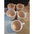 5 COFFEE CUPS VINTAGE