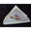 PORCELAIN HAND DECORATED SERVIETTE HOLDER