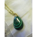 MALACHITE COLLECTABLE HEALING STONE PENDANT AND CHAIN