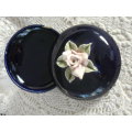 TRINKET BOX WITH FLOWERS AND FEET