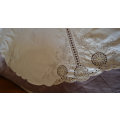 STUNNING Large 2.14m diam cotton, crotchet and embroidered round table cloth