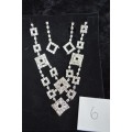 LOVELY SILVER COLOURED CHAIN AND EARRING SET STUNNING !@!@!@!