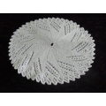 VINTAGE COTTON HAND KNITTED DOILIE 31 CM