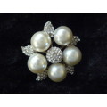 GOLD TONED FOUX PEARL AND BLING BROOCH