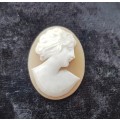 Lovely Cameo Top 2.6x2cm