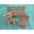 WOODEN MINIATURE DOLL HOUSE ITEMS