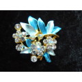 GOLD TONED BLING FASHION STONES BROOCH