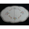 VINTAGE COTTON EMBROIDEREDTRAY CLOTH WITH HAND CROCHETED EDGE