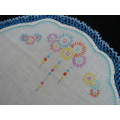 TRAY CLOTH VINTAGE COTTON EMBROIDERED WITH HAND CROCHETEDEDGE