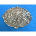 VERY DETAILED SILVER TONED BROOCH