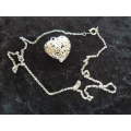 GOLD TONED HEART PENDANT AND CHAIN 46 CM LONG