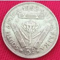 1952  Threepence Coin   SILVER                SUN12975*