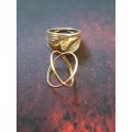 STUNNING 9CT YELLOW GOLD AND 925 RING UP FOR GRABS!! 5.6 GRAMS