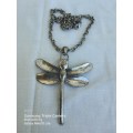 stunning dragonfly necklace