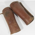 Pair of WW1 British Officer leather puttees - Strap broken - 32cm each