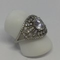Sterling silver ring with cubic zirconias - weighs 4.0g - size N