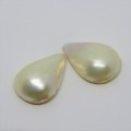 Pair of pear shaped mabe pearls - 22mm x 15mm