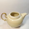 Oscar Schlegelmilch porcelain teapot with screw-on lid
