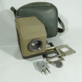 Vintage Crown Slide 35mm slide projector in pouch - No power cable