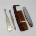 Vintage mens pocket grooming kit - comb broken