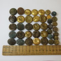 Mixed lot of 39 damaged military buttons